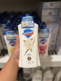Safeguard White Camellia Body Wash 450 ml front view