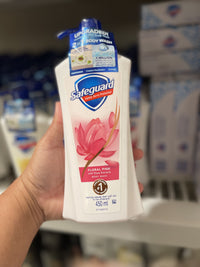 Safeguard Floral Pink Body Wash 450 ml front view