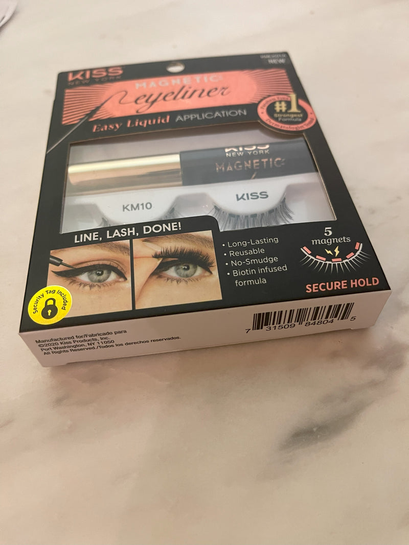 KISS Magnetic Eyeliner And Eyelash Kit KM10