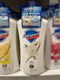 Safeguard White Camellia Body Wash label close-up